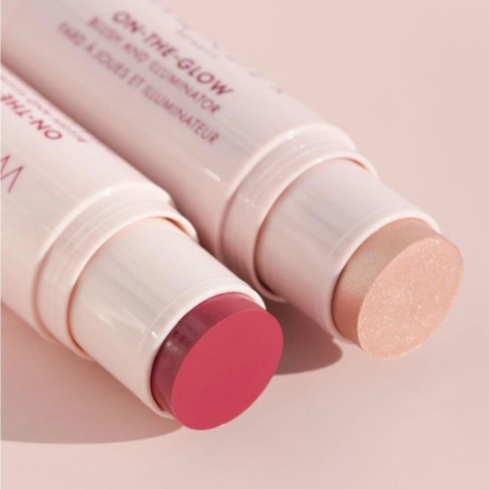 On-the-Glow Blush and Illuminator